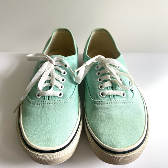 Vans Mint Green Low Top Retro Classic Casual Sneakers Size 9 Women’s - Picture 2 of 11
